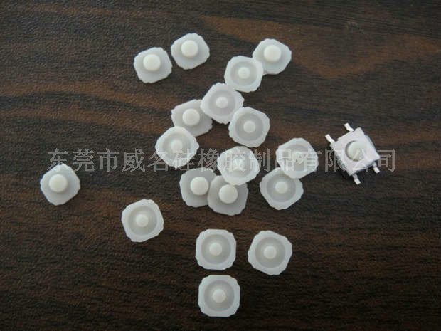有腳單點(diǎn)硅膠按鍵，觸感非常